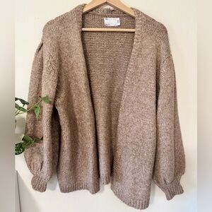 ☕ ASOS DESIGN Chunky Knit Cardigan ☁️